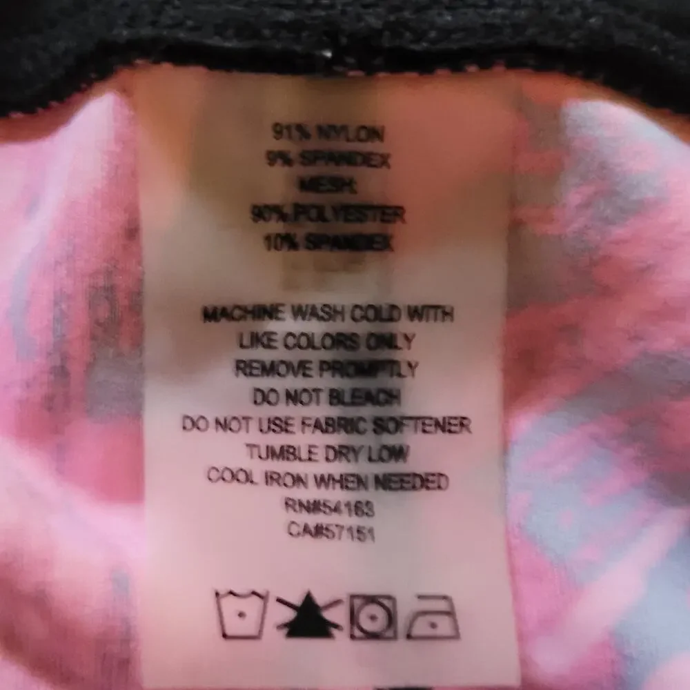 Calvin Klein Pink and Black Quick Dry Capri Leggings Size Large